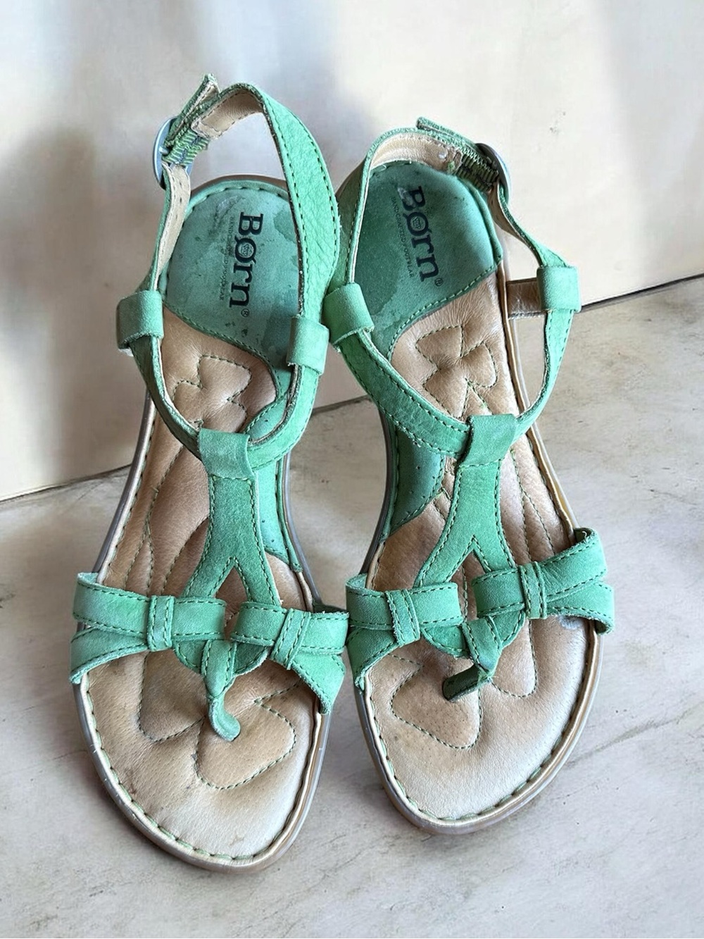 Born Avocado Springs Sandals Women’s sz 6